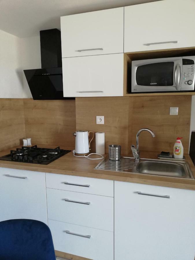 Apartman Julrich Vrbov Exterior foto
